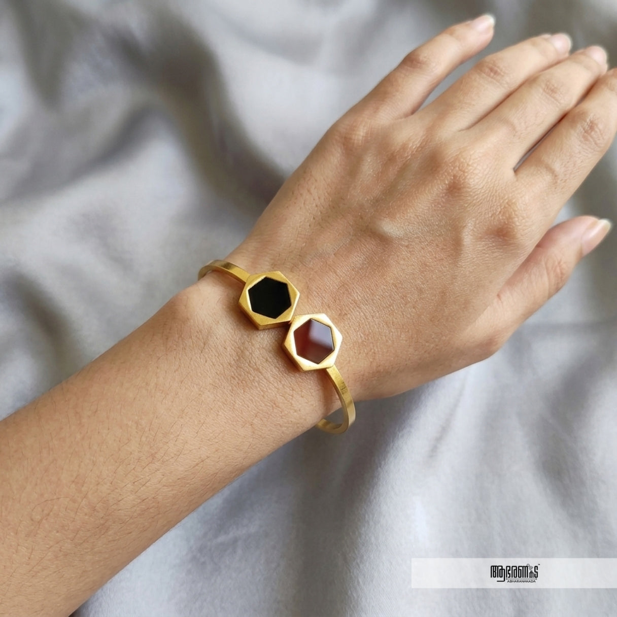 Hexagon shaped Anti Tarnish Bangle Bracelet