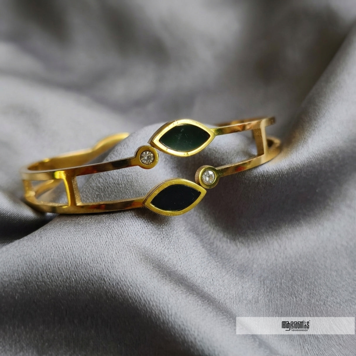 Double eyed Anti Tarnish Bangle