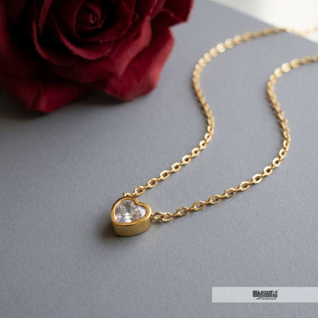 Soltaire stoned Necklace