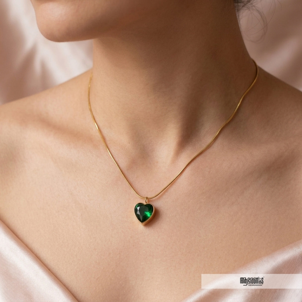 Emerald Stone Replica Necklace