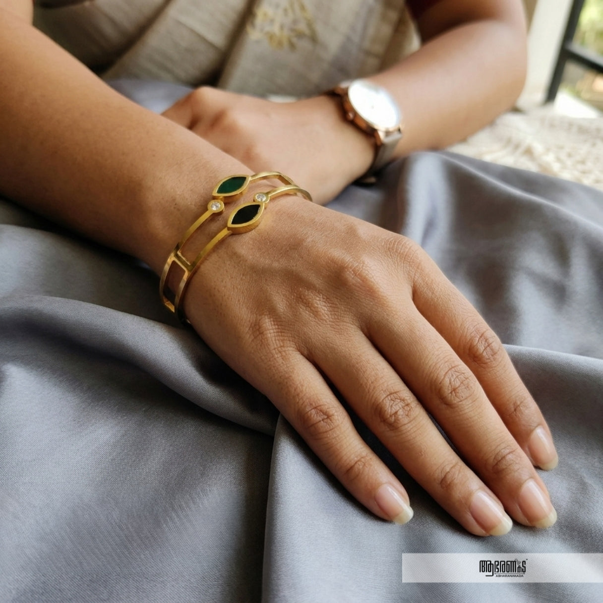 Double eyed Anti Tarnish Bangle