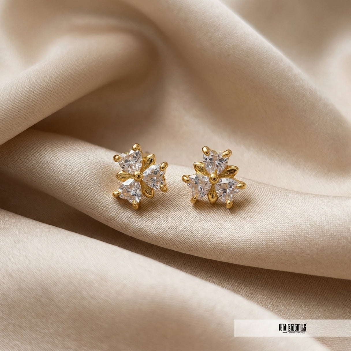 3 stone studded Studs