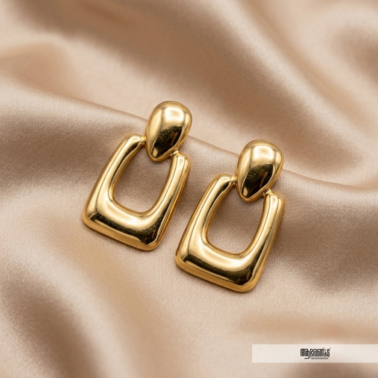 Locket Type Anti Tarnish Studs