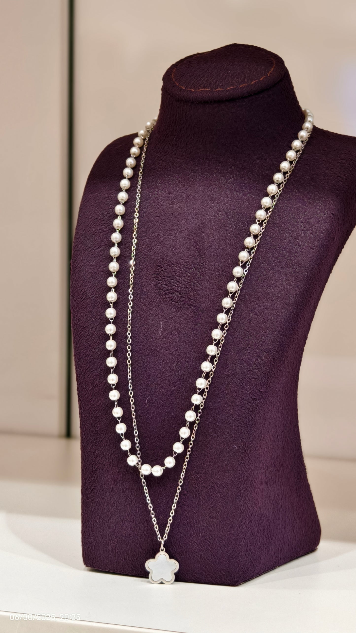 Pearl Beaded Necklace